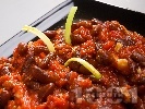 Рецепта Салата или гарнитура от варен червен боб в доматен сос